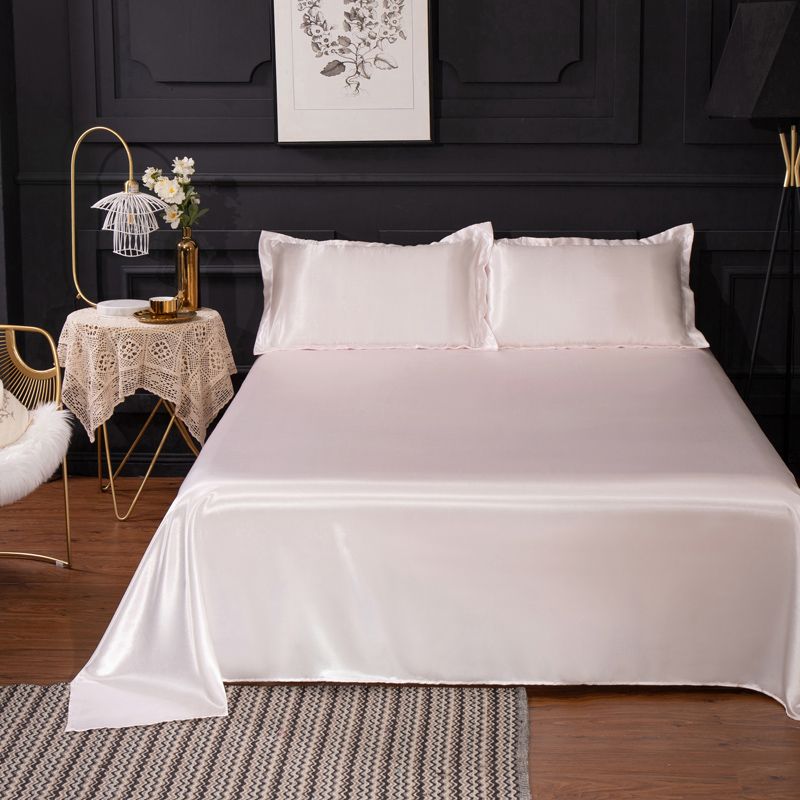 Non-Pilling Bed Sheet Solid Color Breathable Sateen Weave Fade Resistant Sheet Set