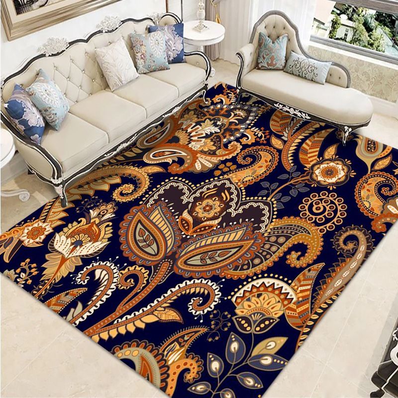 Purple Traditional Rug Polyester Graphic Rug Non-Slip Backing Rug for Living Room