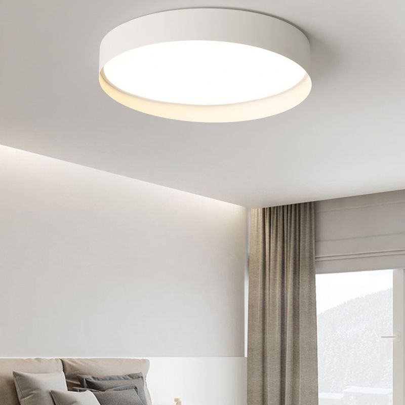 Contemporary LED Ceiling Lamp White Flush Light with Metal for Bedroom