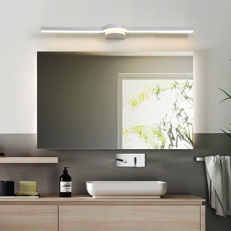 Lineaire LED ijdelheid Mirror Licht eenvoudig Stijlvol metalen badkamer Wandlicht