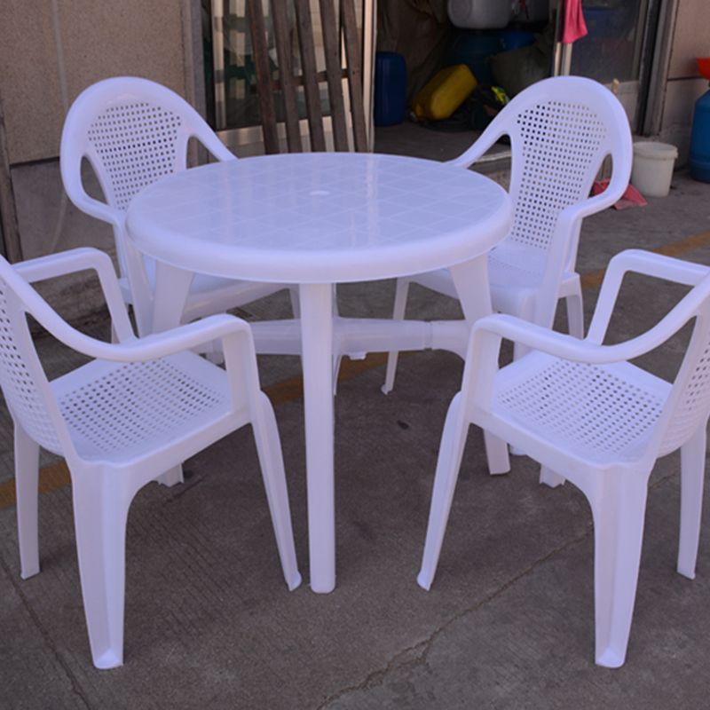 Water Resistant Plastic Patio Table with Umbrella Hole in Rectangle/Round