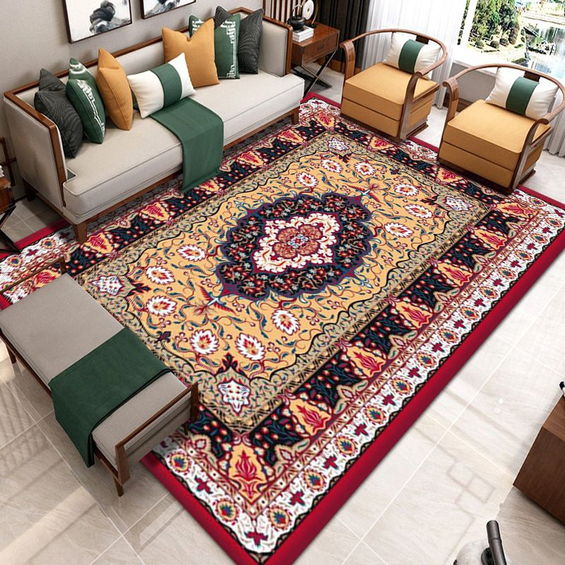 Red Tone Distressed Area Rug Polyester Moroccan Pattern Rug Non-Slip Backing Indoor Rug for Living Room