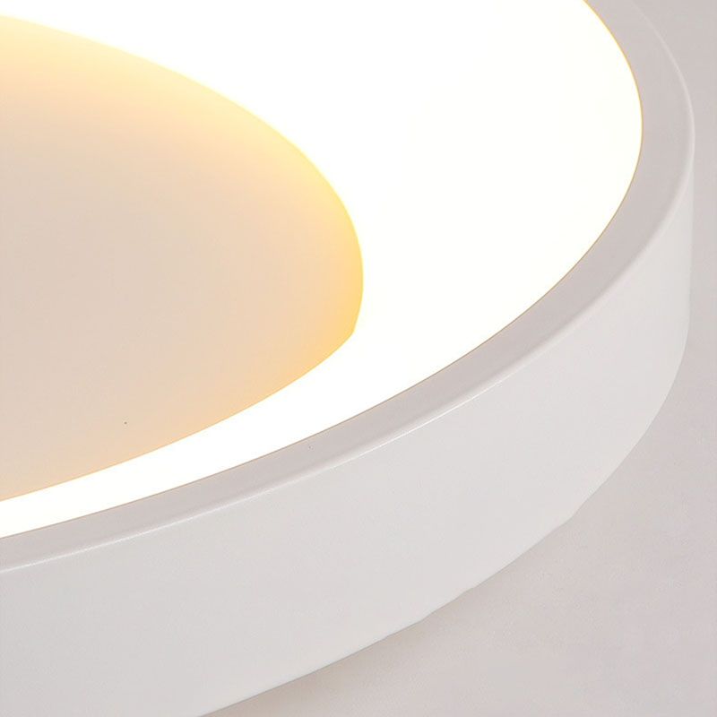 Matte White Flush Metal Contemporary Round LED Ceiling Flush Mount