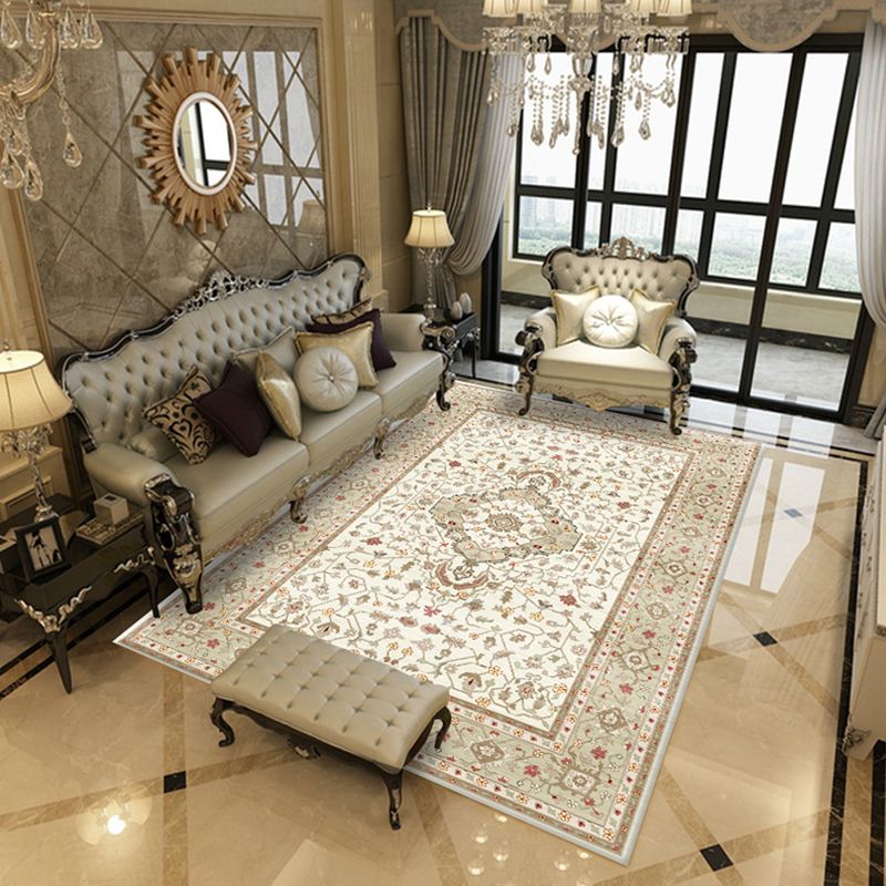 Nostalgia Medallion Print Rug Classical Polyescal Carpet Not Slip Backing Area Risc pour le salon