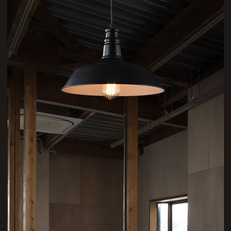 Luminaire de grange suspendu à 1 lumière pendante pendentif en métal industriel pour salle à manger