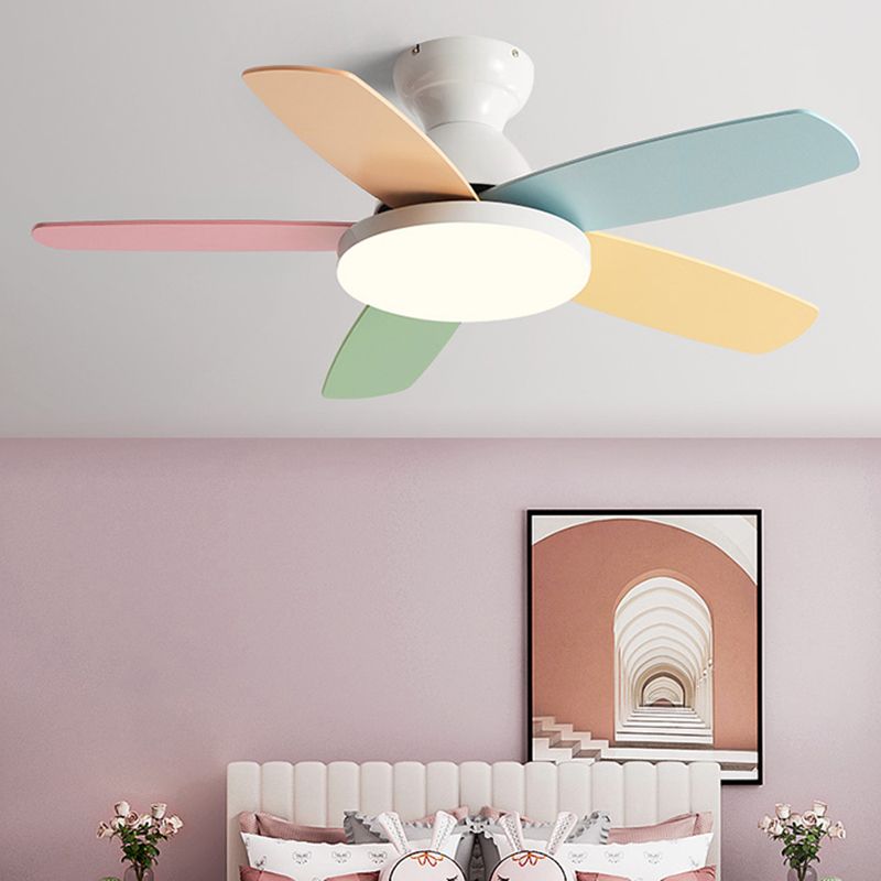 Nordic 5-Blade Ceiling Fan Lighting with Metal for Child's Room