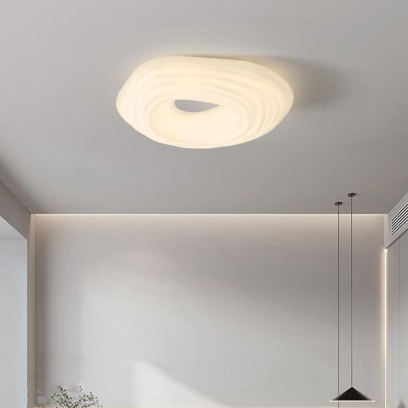 White Shaded Flush Mount Lighting Modernism LED Ceiling Light for Foyer