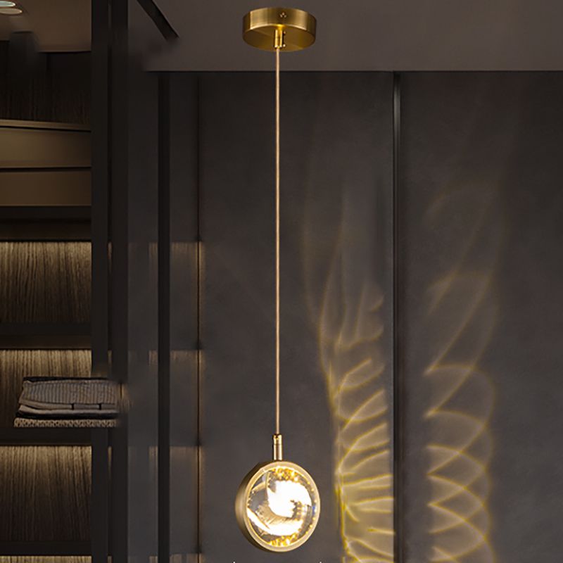 Round Shape Metal Hanging Ceiling Light Modern Style 1 Light Pendant Light Fixture in Gold