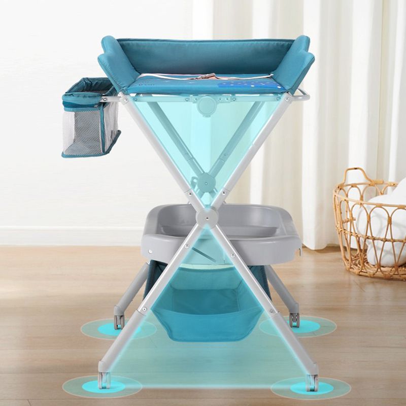 Modern Metal Baby Changing Table Flat Top Changing Table with 4 Wheels