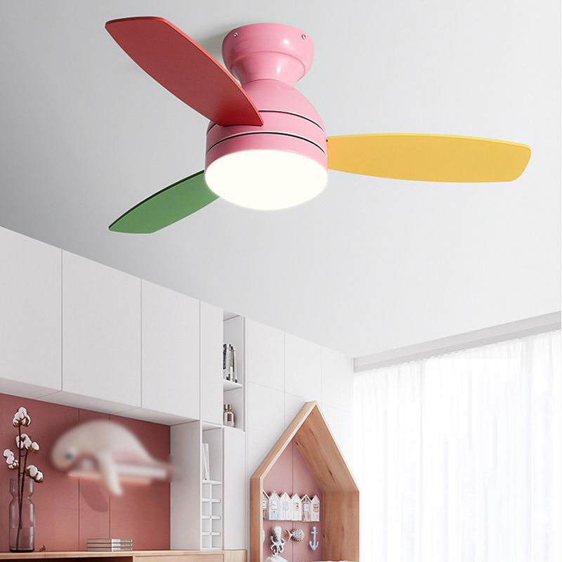 Metal Ceiling Fan Lamp Modern Style 1 Light Ceiling Fan Lighting for Children's Room