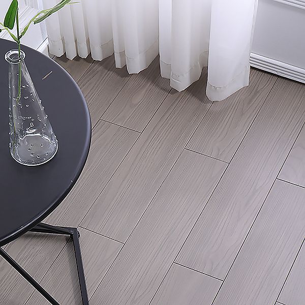 Waterproof Engineered Wood Flooring Modern Flooring Tiles for Living Room