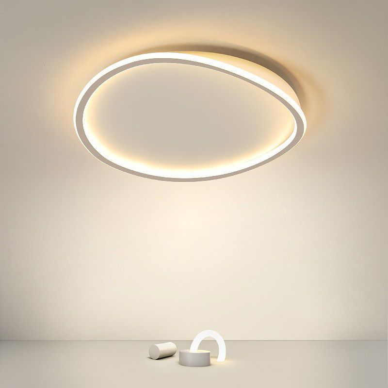 Modern Round Shape Flush Mount Ceiling Light Fixture Metal Flush Mount in White