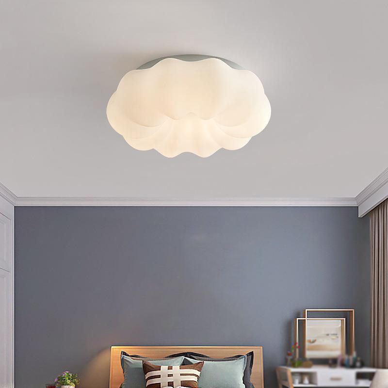 White Shaded Ceiling Light Modernism LED Flush Mount Lighting for Foyer