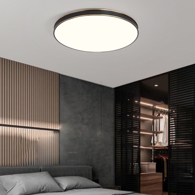 1-Light Round Flush Light Modern Metal Flush Mount Ceiling Light