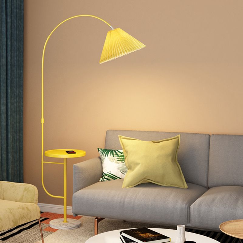 Modern Metal Floor Reading Lamp Conic 1-Light Floor Light with Desktop for Bedroom