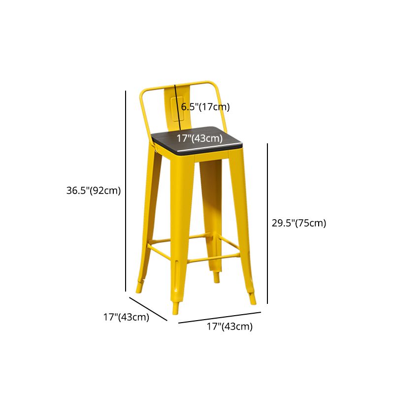 Sgabello da bar in legno in ferro giallo in stile industriale bassa schiena 29,53 "contropiede con sedile quadrata