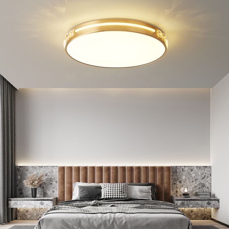 Contemporary Ceiling Lighting Circle Flush Mount Fixture in Gold for Bedroom