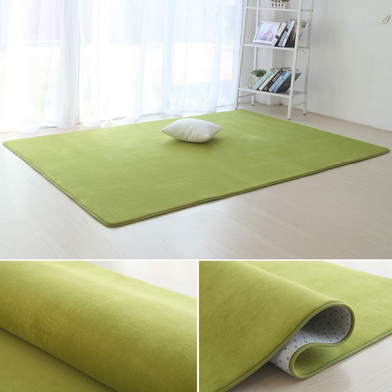 Stylish Solid Color Carpet Green Polyester Area Rug Stain Resistant Area Rug for Bedroom