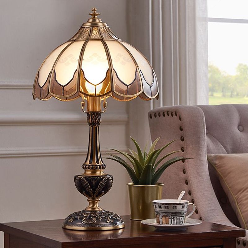 Bronze 1-Head Nightstand Light Traditional Frosted Glass Scalloped Table Lamp for Bedroom