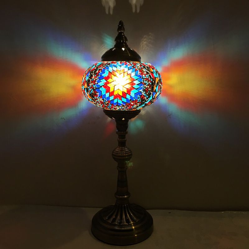 Single Light Desk Lighting Antique Elliptical Stained Glass Night Table Light in White/Red/Blue for Bedroom