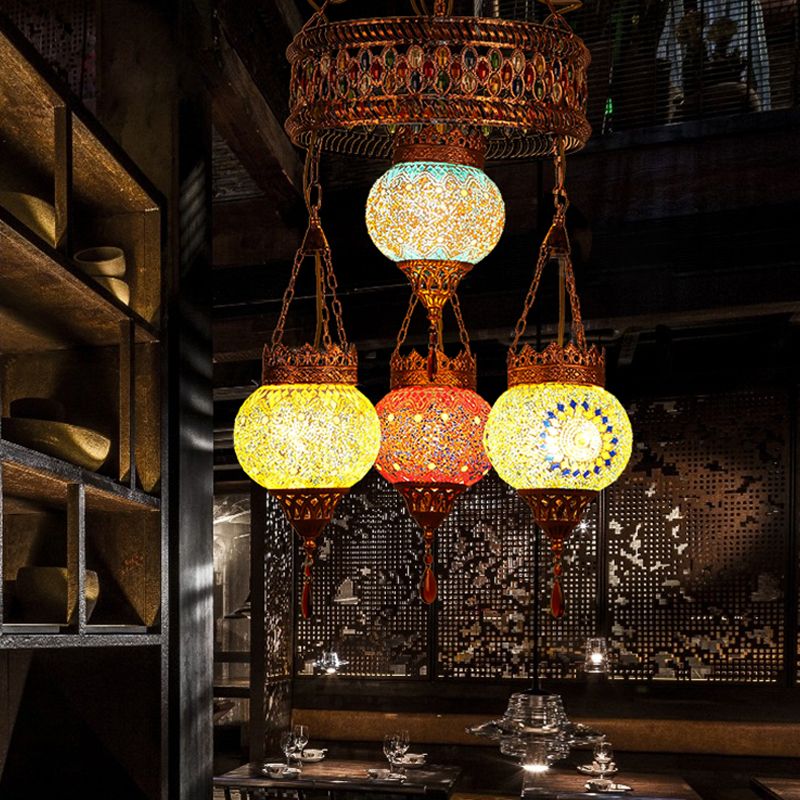 4 têtes Plafond Chandelier Lanterne traditionnelle Lanterne Verre d'éclairage d'éclairage en cuivre pour restaurant
