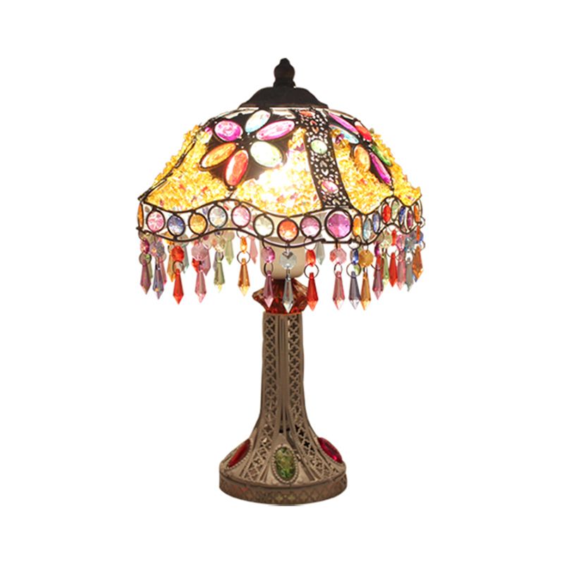 Bohemian Scalloped Table Lighting 1 Bulb Metal Nightstand Light in White/Red/Yellow for Living Room