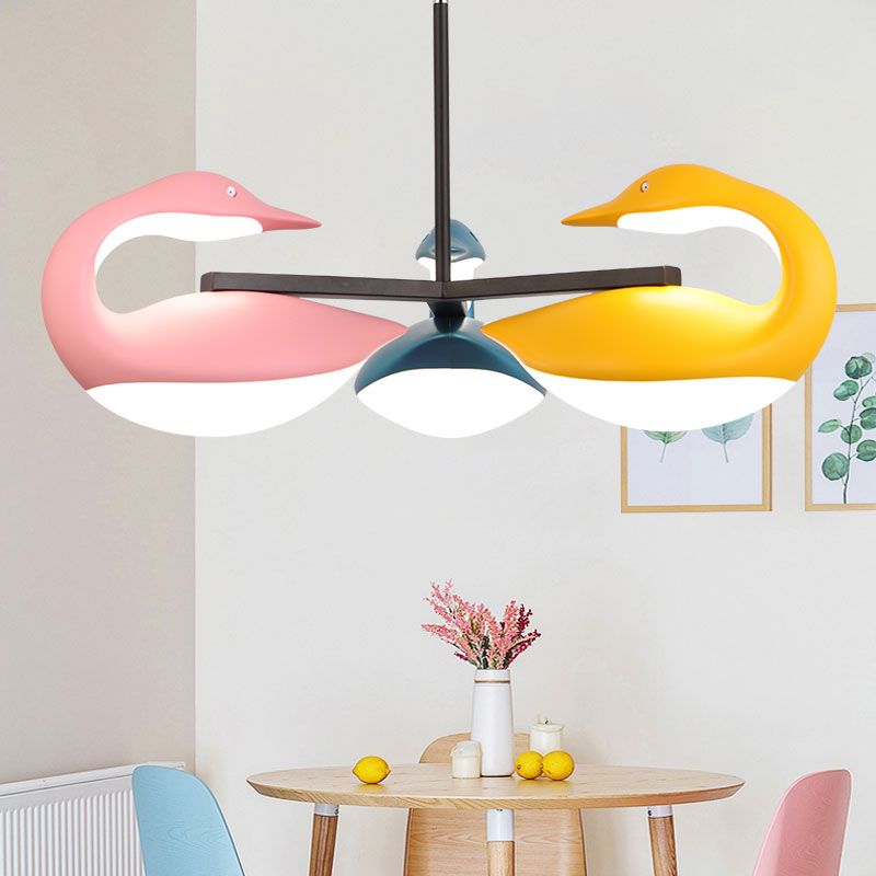 Trois lustres LED légers LED LED NORDIQUES LAMPE SUSPENDANTE COLORFE SUSPENDE POUR KIDS, troisième équipement