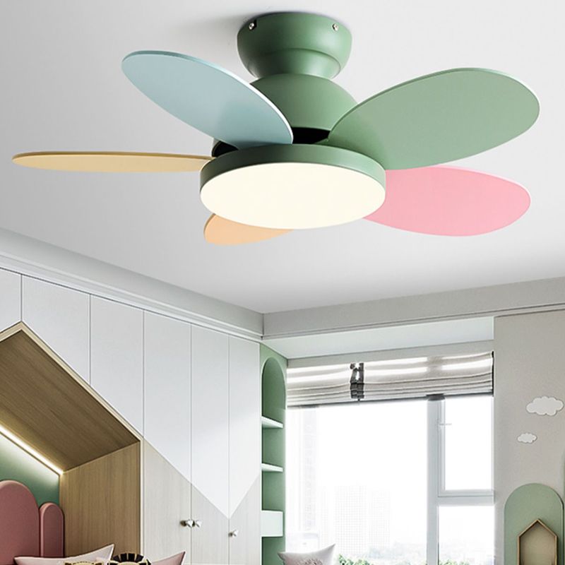 Modern 5-Blade Ceiling Fan Lighting with Metal for Child's Room