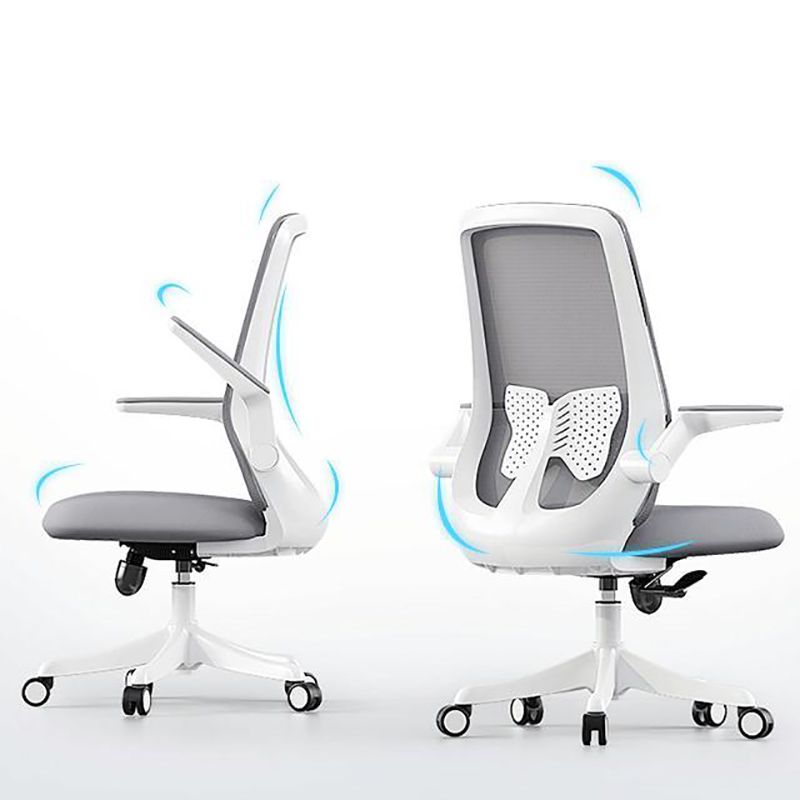 Modern Office Chair Tilt Mechanism Padded Arms Desk Chair with Wheels