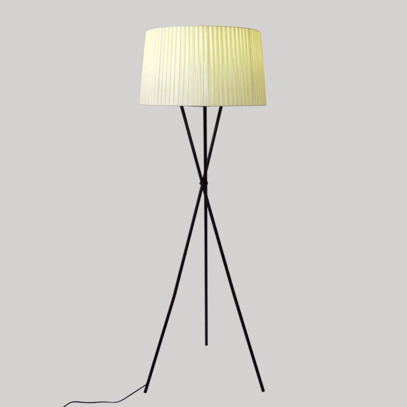 Traditional Pleated Drum Shade Floor Light Single-Bulb Fabric Standing Lamp with Metallic Tripod