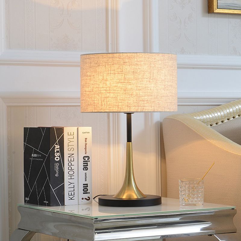 1-Bulb Bedroom Night Lighting Contemporary Flaxen Metal Table Lamp with Cylinder Fabric Shade