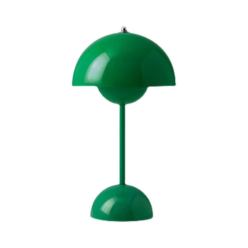 Moderner Stil Dome Night Tischlampe Metal Ein leichter Nachttischlampe