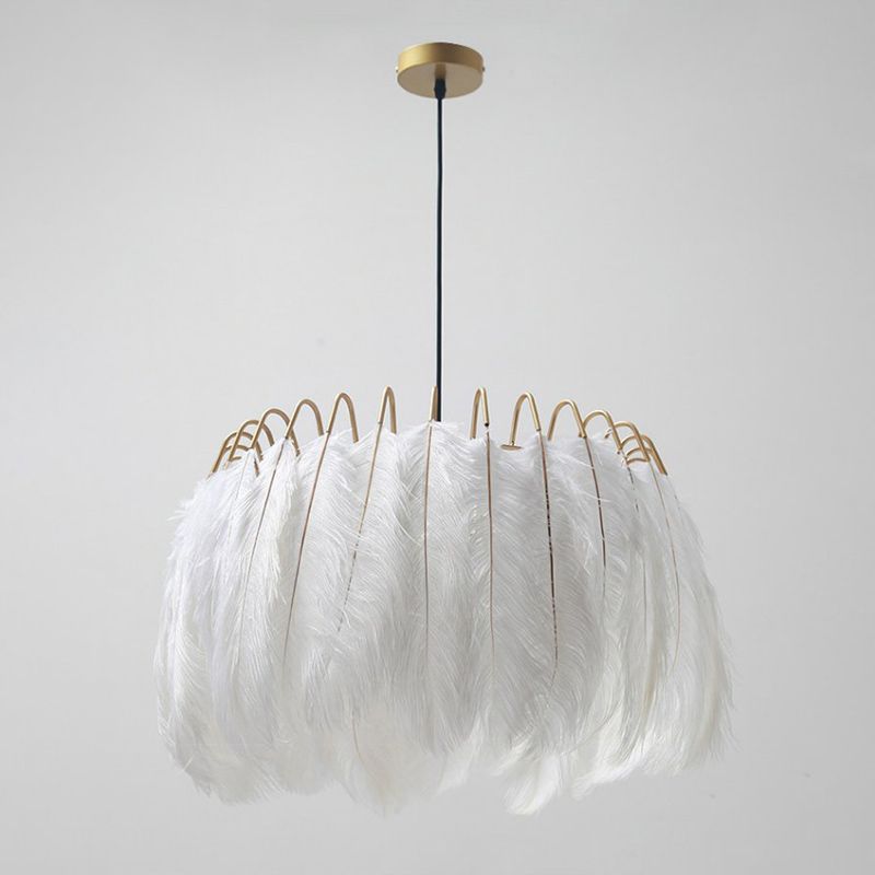 Candelera de techo de plumas de avestruz Luz de techo colgante moderno creativo