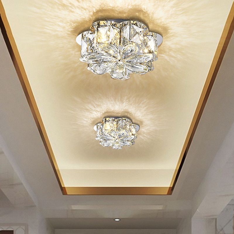 Modern Flower-Shaped Flush Light Fixture Crystal 1 Light Flushmount Lighting