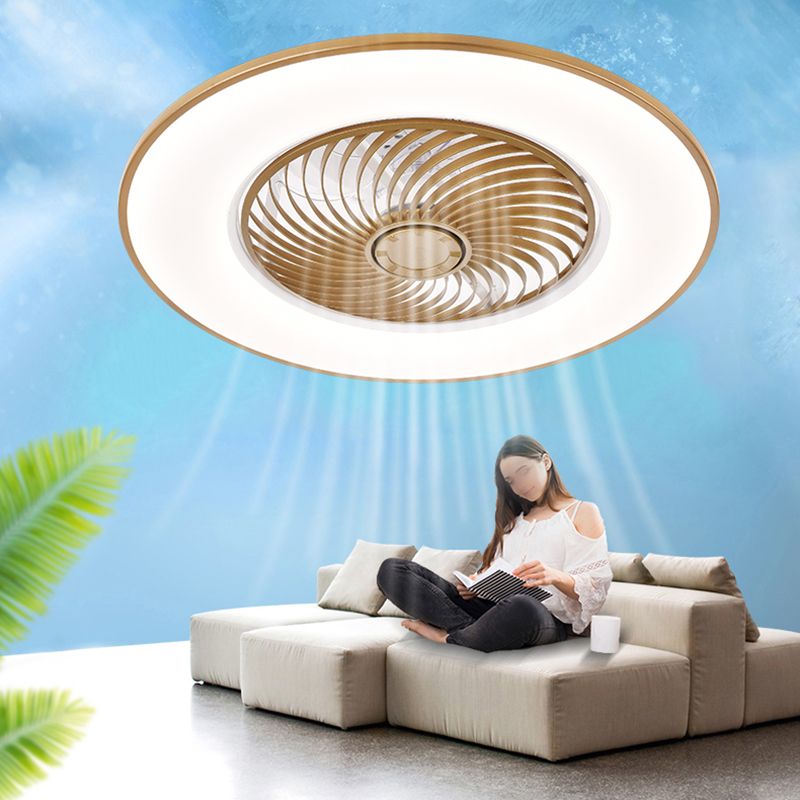 Éventail de plafond LED circulaire en acrylique dans le plafond en fer forgé moderne pour la chambre à coucher