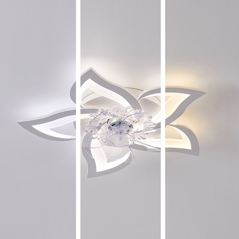 Nordic Metal Ceiling Fan Light Multi-Head Flush Mount Lighting with Plastic Fan Blade