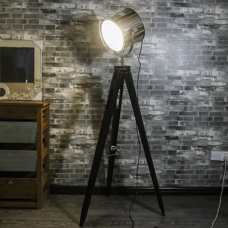 Industrial Loft Tripod Flood Spotlight 1 Light Metal and Wood Standing Floor Lamp in Black/White for Studio