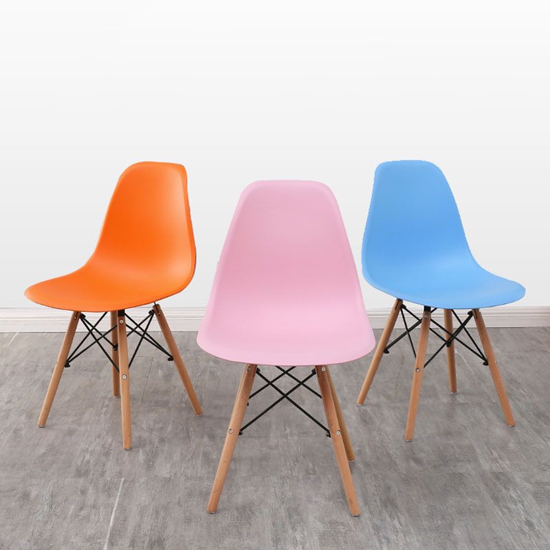 Modern Plastic Home Side Chair Matte Finish Solid Back Dining Chair