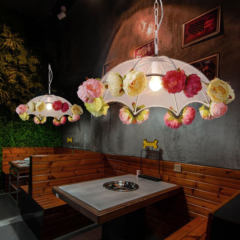 White 1 Lighting Lighting Antiqued PVC Surbrella Kit de luz colgante con flores artificiales deco