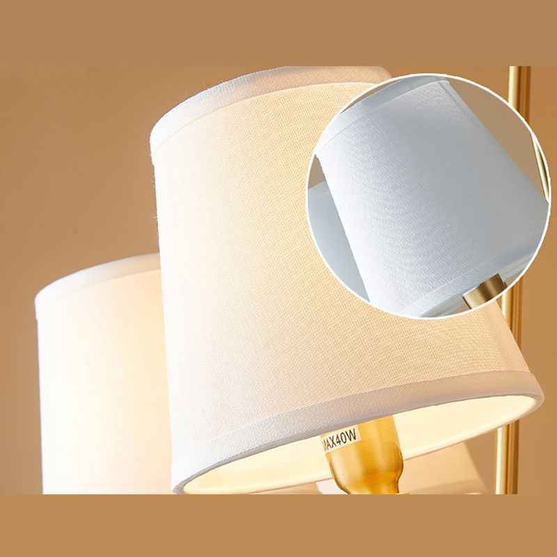 Chandelier suspendu circulaire post-moderne Light White Fabric Shade plafond Plafond Chandelier en or pour le salon