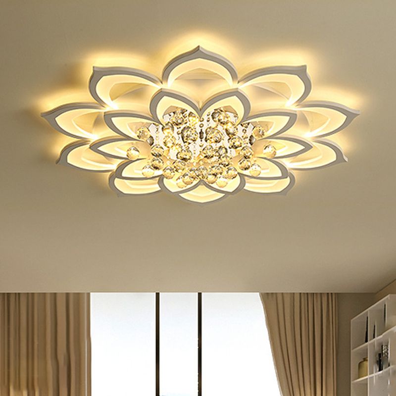 27"/31.5" W White Floral Flush Ceiling Light Contemporary LED Acrylic Flushmount Lighting with Crystal Drop in Warm/White Light