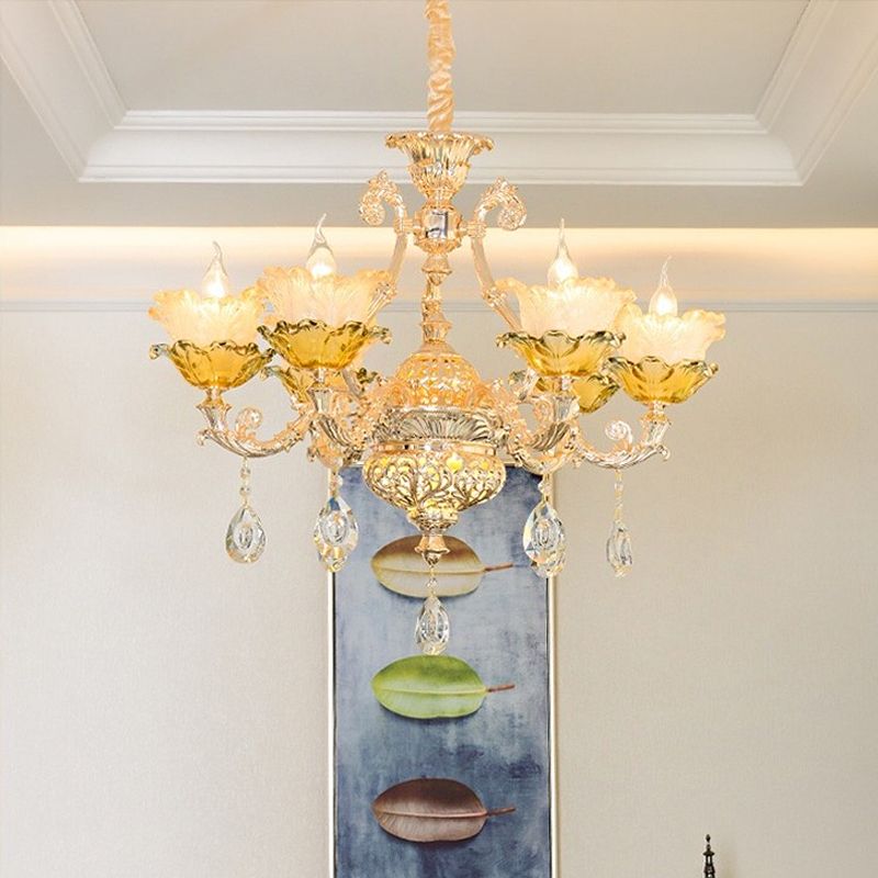 Lugar de lámpara de lujo Candelera 6/8 Bulbos de vidrio ámbar Luz de techo de vidrio en oro con drapeado de cristal