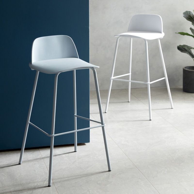 Dessert Shop Footrest Scandinavian Stool Matte Finish Plastic Barstool