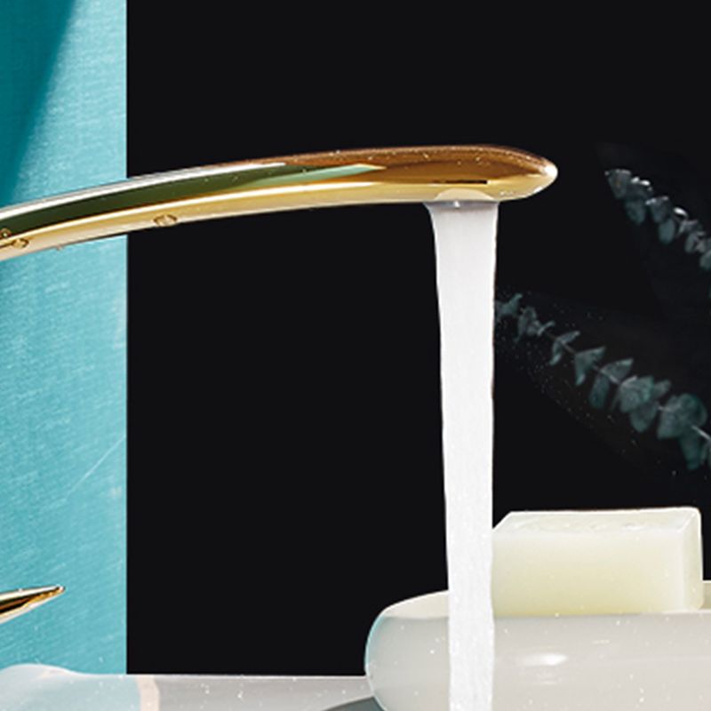 Luxury Single Handle Sink Faucet Brass Bathroom Gooseneck Faucet