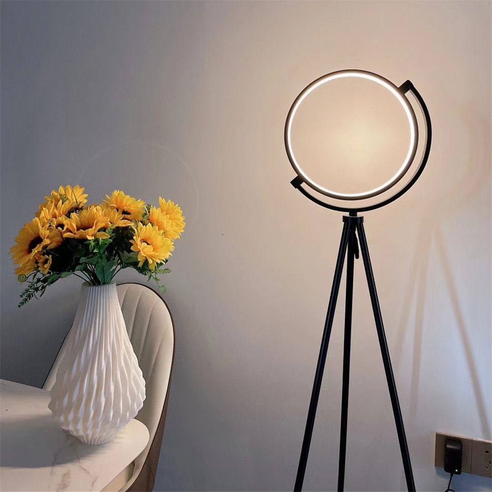 Black Ring Shaped Floor Light Simple Style Acrylic LED Stand Up Lamp for Bedroom