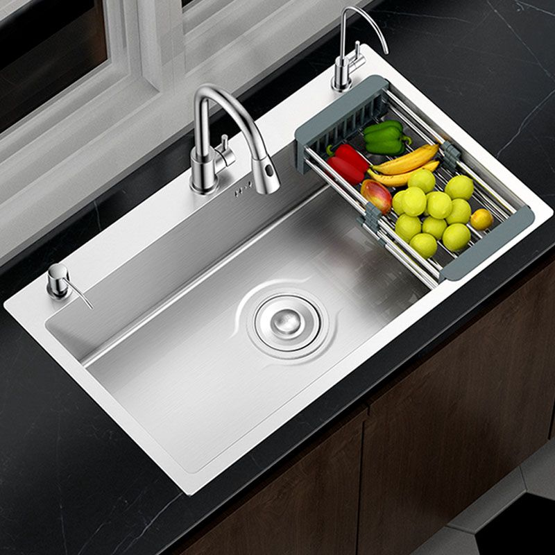 Classic Style Kitchen Sink Stainless Steel 3 Holes Kitchen Sink with Drain Strainer Kit