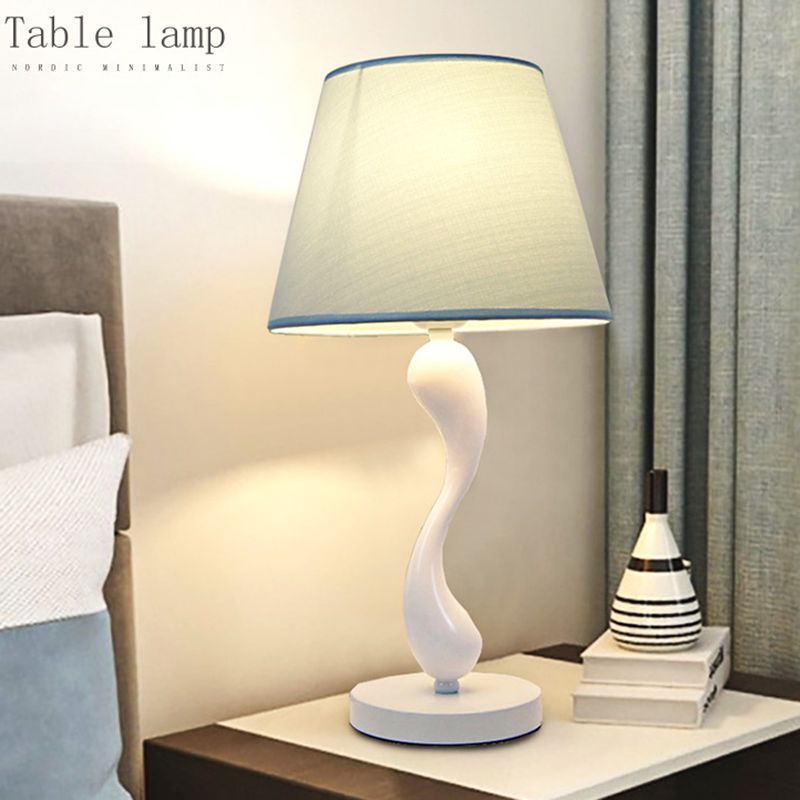 Nordic Style 1 Bulb Table Lamp Dolphin Shaped Base Nightstand Light with Lampshade