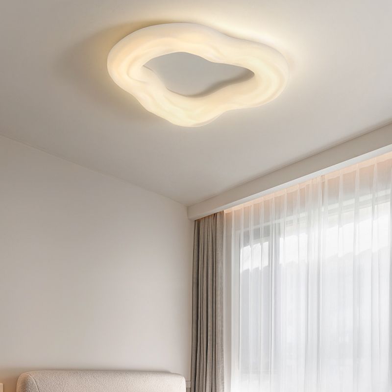 White Ceiling Light Contemporary LED Flush Mount Lighting for Bedroom