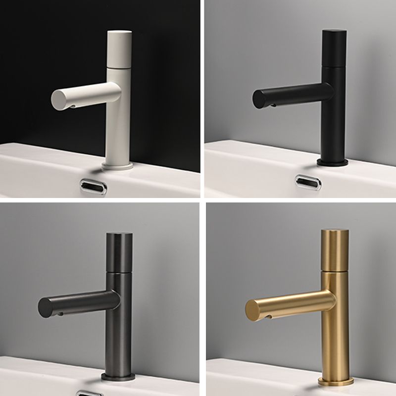 Contemporary Centerset Faucet Lever Handles Single Hole Brass Circular Faucet