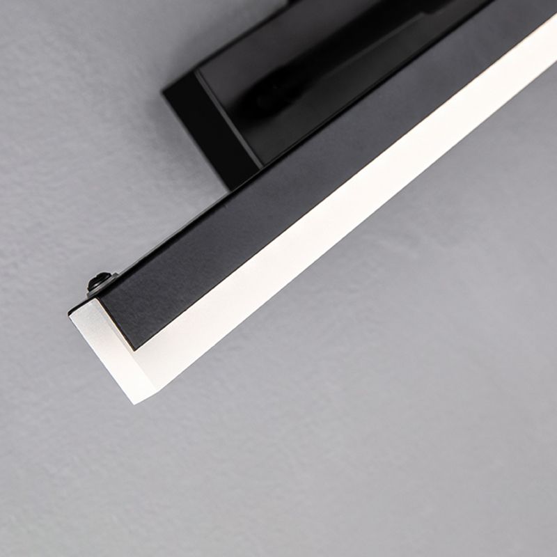 Lámpara de pared recta de metal Estilo nórdico Luz de espejo LED negro para el baño